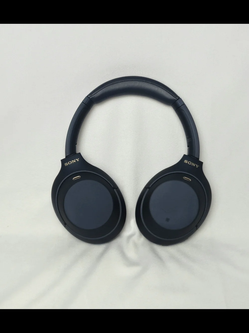Sony WH-1000XM4 Wireless Noise Canceling Headphones Midnight Blue Bundle